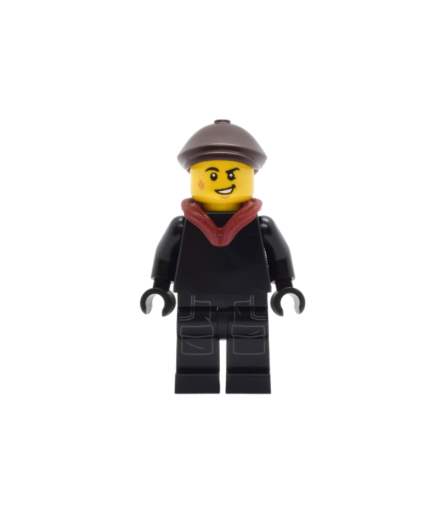 LEGO - Tudorhuis-schoorsteenveger – zwart torso en benen met grijze zakken, donkerbruine pet, donkerrode neergeslagen kap - | N