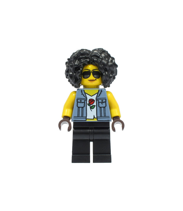 LEGO - Stuntz-bestuurder - vrouw, zandblauw vest over roze shirt, zwarte benen, zwart krullend haar, zonnebril - | N