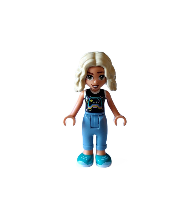  - Friends Nova – zwart-wit shirt met gamecontroller, zandblauwe broek met boorden, donker­turquoise schoenen - (Not Applicable) | N