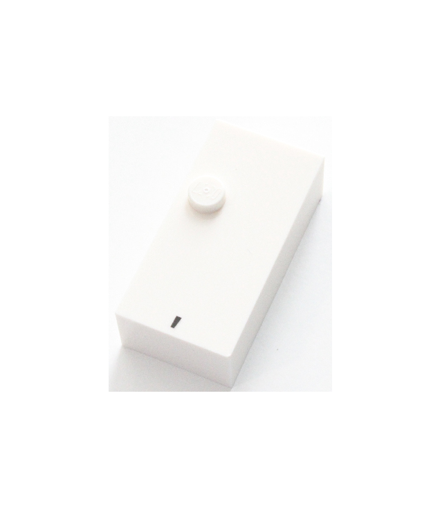  - Steen, braille 2 x 4 met 1 nop en zwart komma (,) patroon (punten-2 ⠂) - White | N