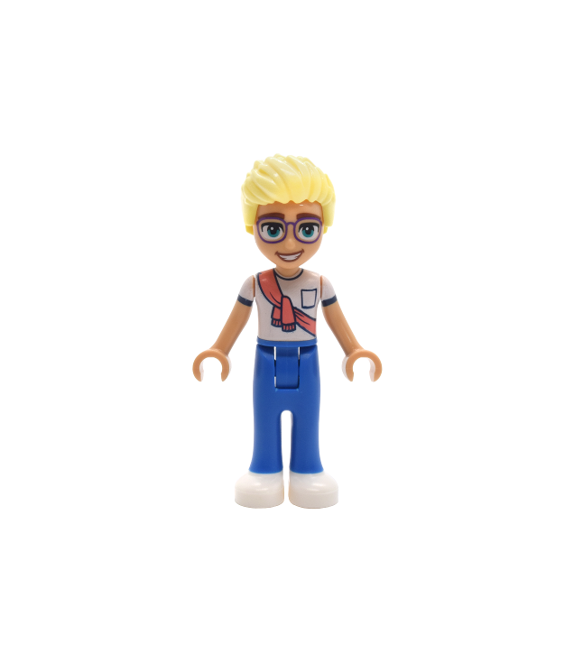  - Friends Olly – wit shirt met koraalkleurige sjaal, blauwe broek, witte schoenen - (Not Applicable) | N
